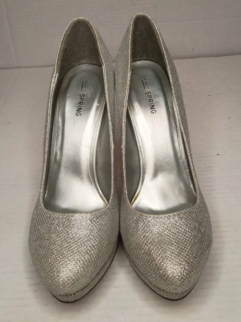 Call It Spring Silver Glitter Platform Pumps Women’s Size 9
